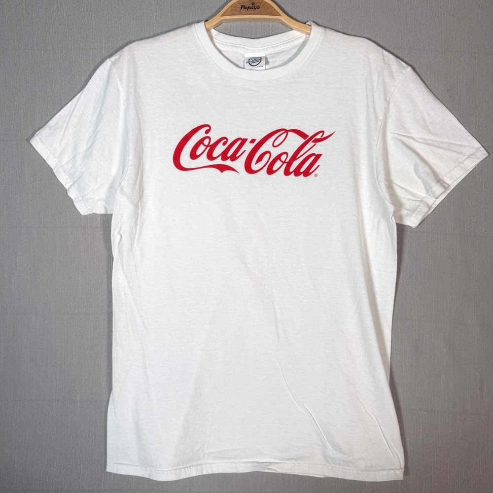 Coca-Cola Graphic Tee White Delta Pro Weight Mens Medium Red Logo T-Shirt